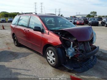  Salvage Toyota Sienna