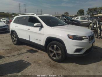  Salvage Jeep Cherokee