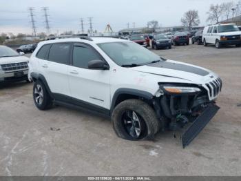  Salvage Jeep Cherokee