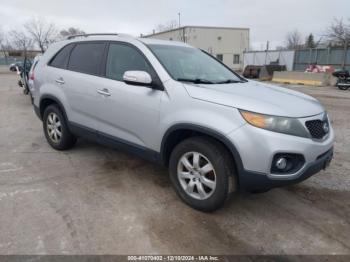  Salvage Kia Sorento