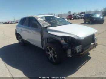  Salvage Volvo XC60