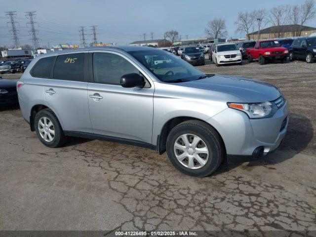  Salvage Mitsubishi Outlander