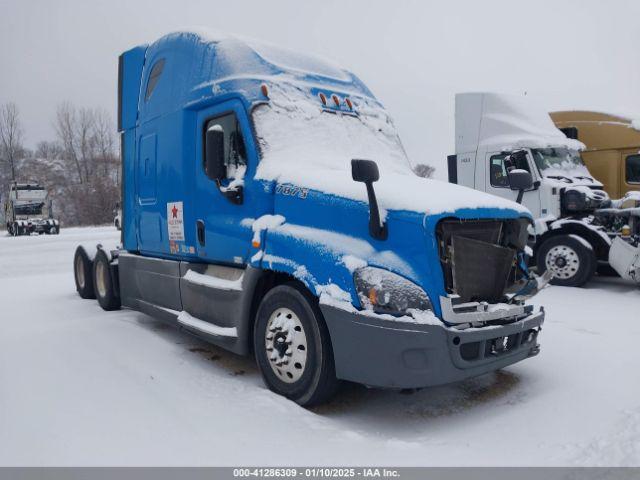  Salvage Freightliner Cascadia 125