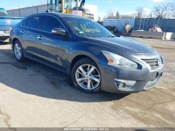  Salvage Nissan Altima