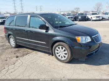  Salvage Chrysler Town & Country