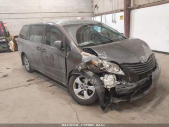  Salvage Toyota Sienna
