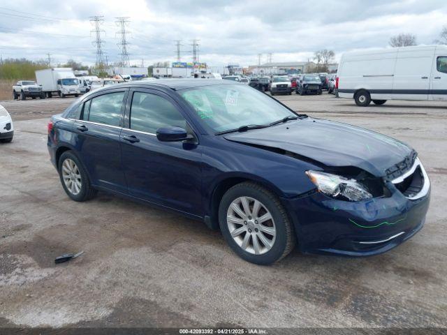  Salvage Chrysler 200