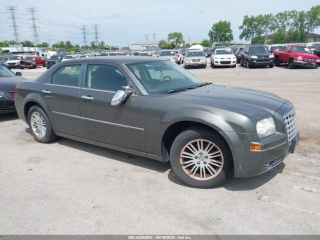  Salvage Chrysler 300