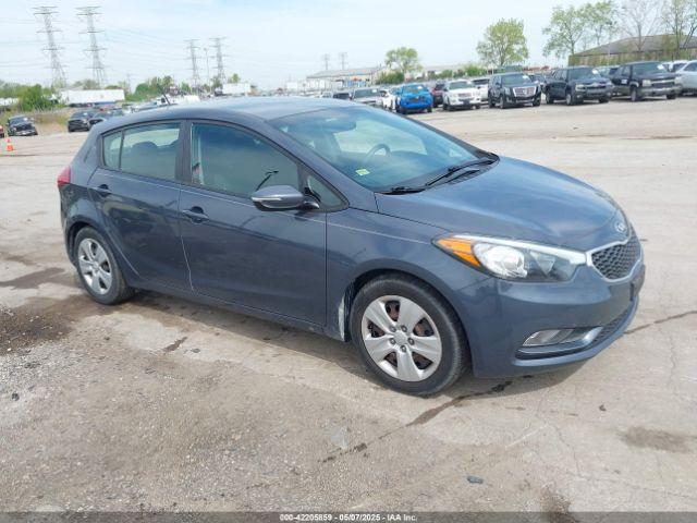 Salvage Kia Forte