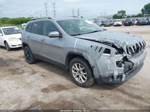  Salvage Jeep Cherokee