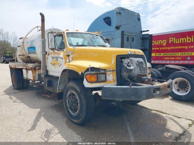  Salvage Ford F-800