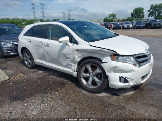  Salvage Toyota Venza