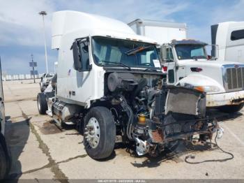  Salvage Volvo Vn