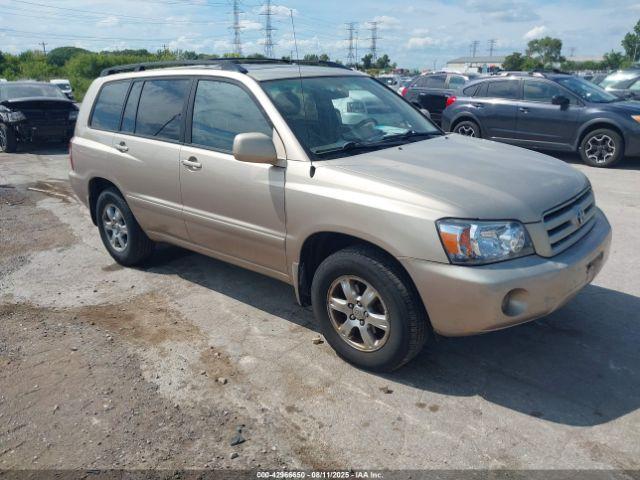  Salvage Toyota Highlander