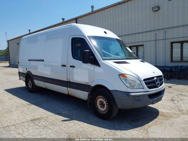  Salvage Mercedes-Benz Sprinter 2500