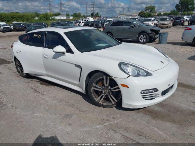  Salvage Porsche Panamera