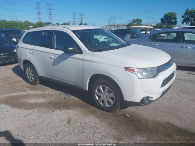  Salvage Mitsubishi Outlander