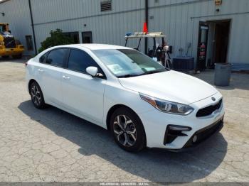  Salvage Kia Forte