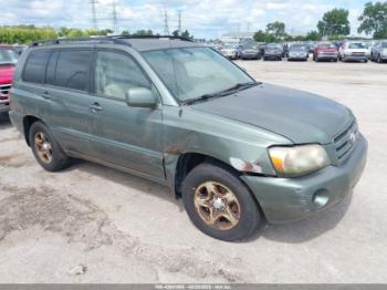  Salvage Toyota Highlander