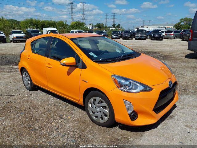 Salvage Toyota Prius c