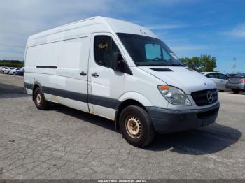  Salvage Mercedes-Benz Sprinter 2500