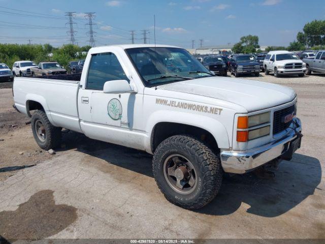  Salvage GMC Sierra 2500