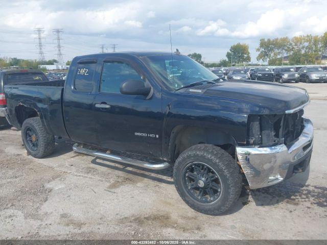  Salvage Chevrolet Silverado 2500