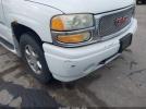 GMC Yukon Denali Image 7