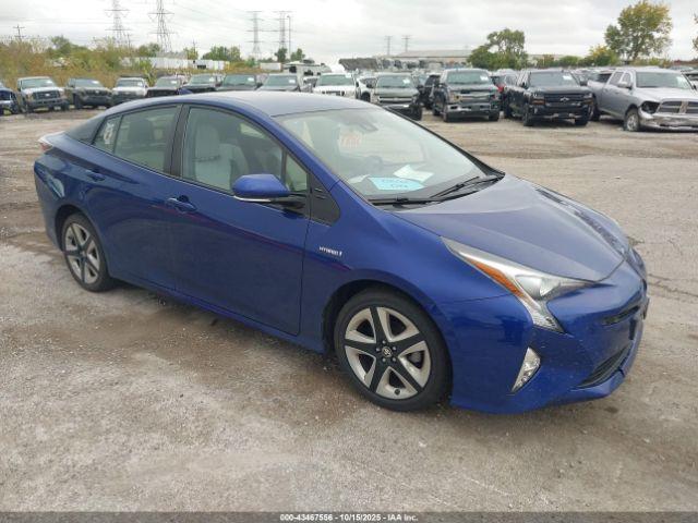 Salvage Toyota Prius