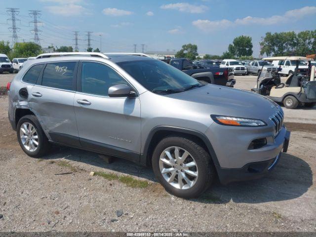  Salvage Jeep Cherokee