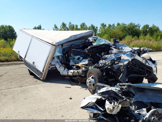 Salvage General Motors Sierra 3500hd Chassis