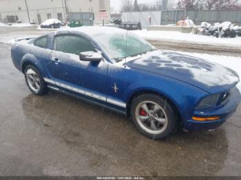  Salvage Ford Mustang
