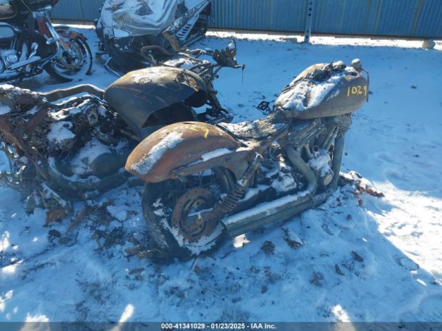 Harley-Davidson Fxdwg Image 3