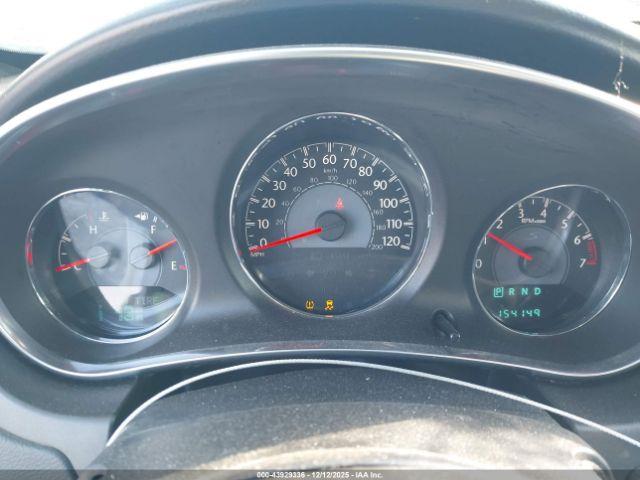 Chrysler 200 Limited Image 4