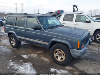  Salvage Jeep Cherokee