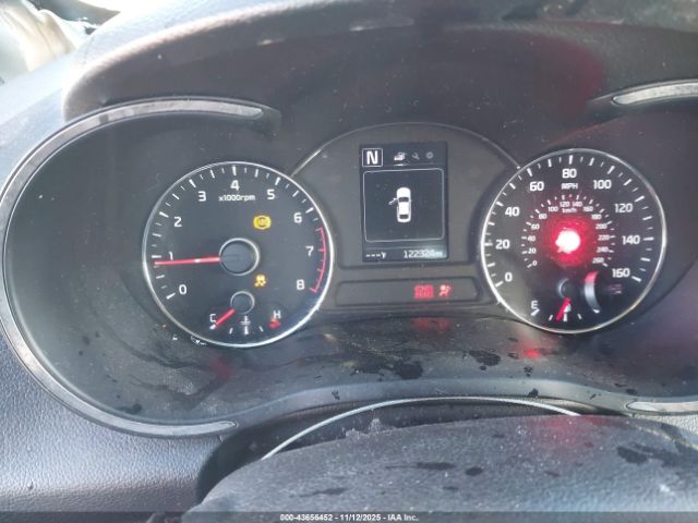 Kia Forte Lx Image 9