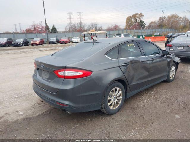 Ford Fusion S Image 11