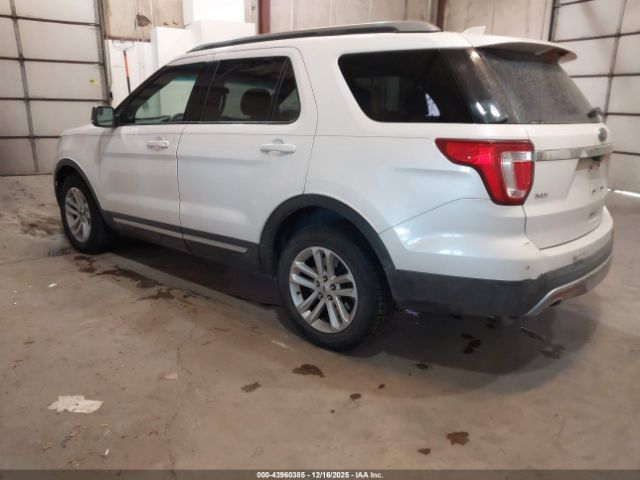 Ford Explorer Xlt Image 9