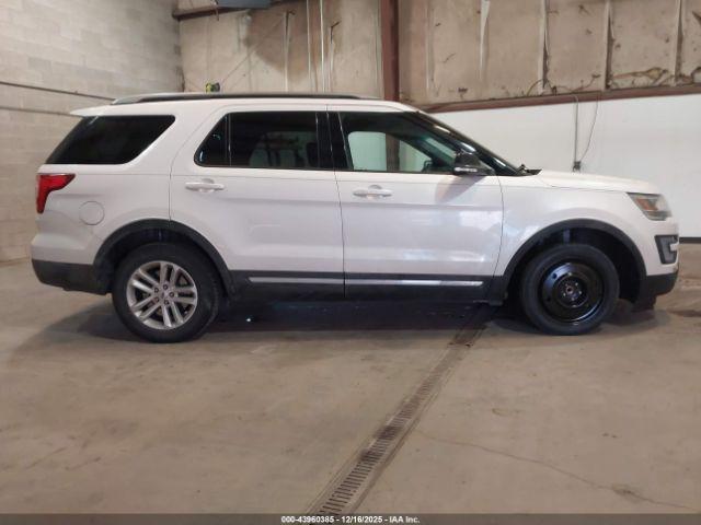 Ford Explorer Xlt Image 20
