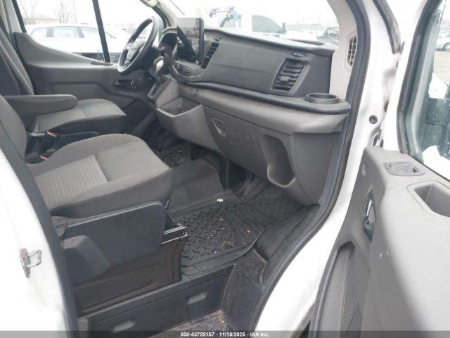 Ford Transit Image 8