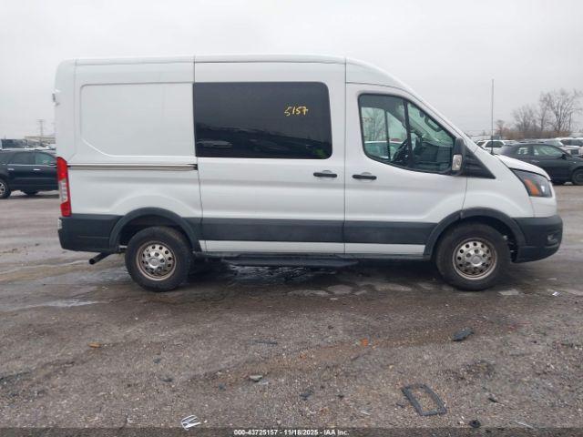 Ford Transit Image 9