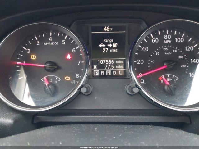 Nissan Rogue Sv Image 13