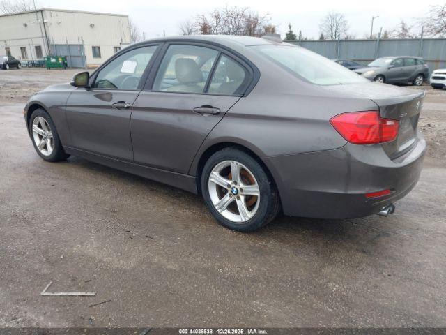 BMW 3 Series Xdrive Image 9