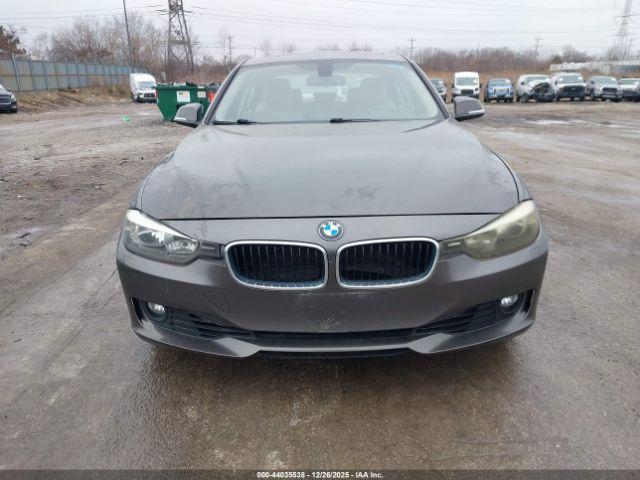 BMW 3 Series Xdrive Image 14