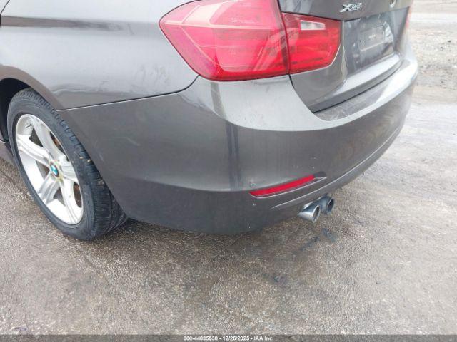 BMW 3 Series Xdrive Image 16