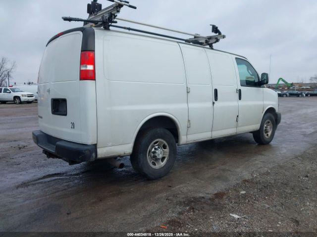 Chevrolet Express Work Van Image 5