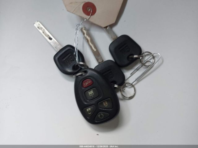 Chevrolet Express Work Van Image 9