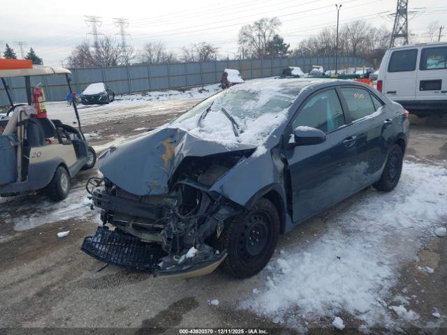 Toyota Corolla Le Image 15