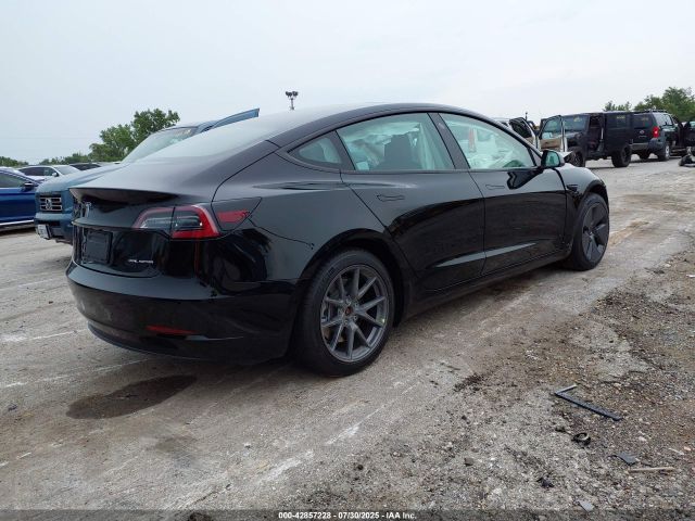 Tesla Model 3 Long Range Dual Motor All-wheel Drive Image 12