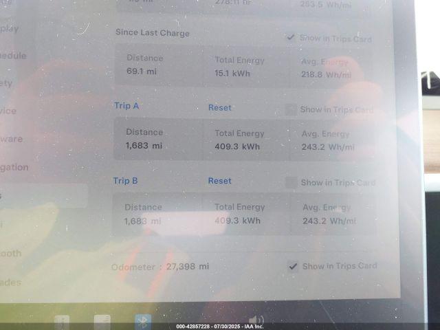 Tesla Model 3 Long Range Dual Motor All-wheel Drive Image 3